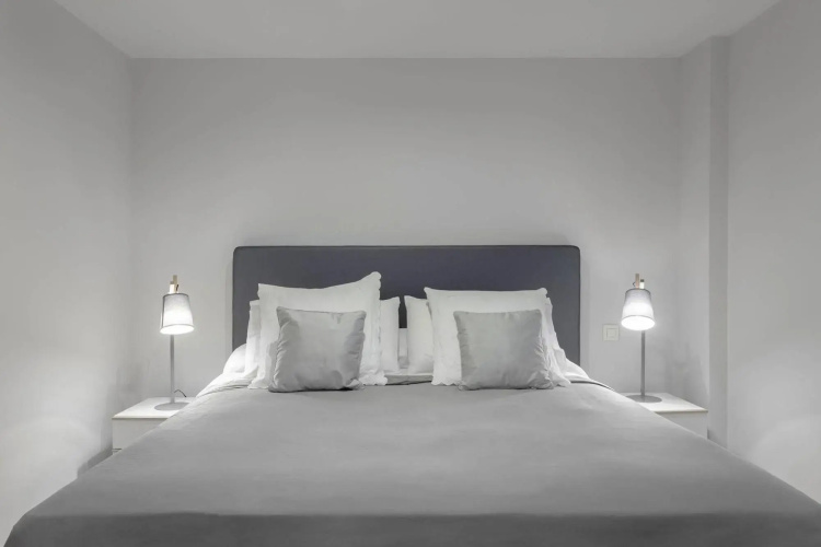 Home Art Apartments