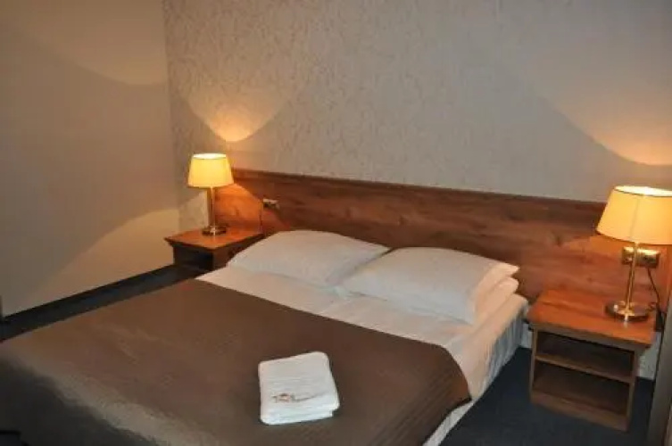 Hotel Pod Różami