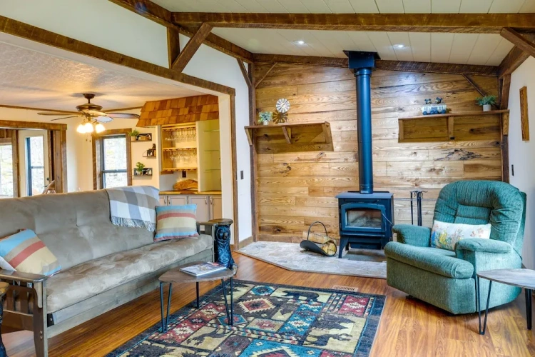 2 Bedrooms Cottage