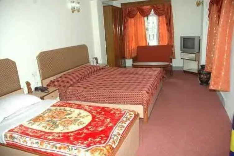 Hotel Golmaheem