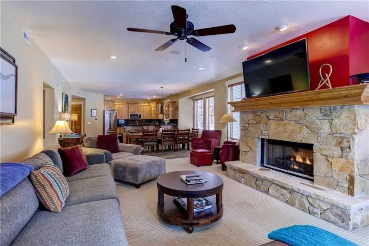 Town Pointe B101 3 Bedroom Condo