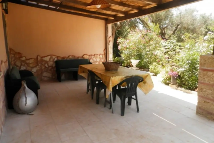 3 Bedrooms Villa