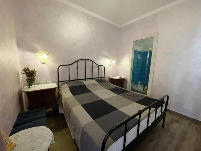Iris Guest House