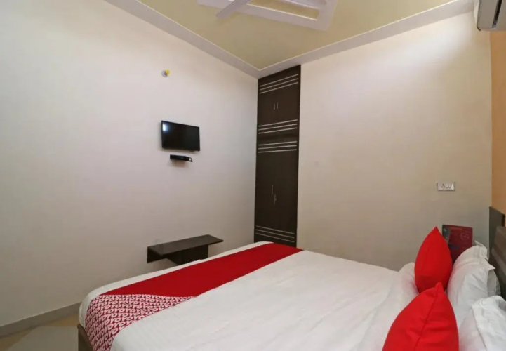 Mann Bed & Breakfast By OYO Rooms
