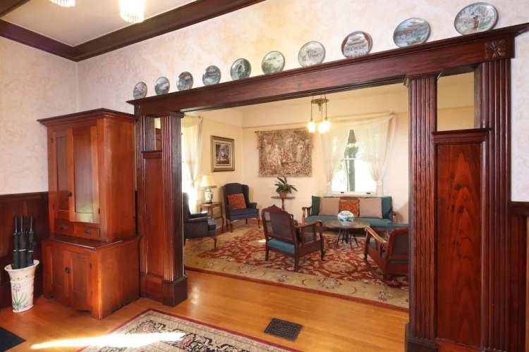 Pinschower Inn