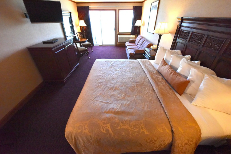 Hamilton Inn Select Beachfront Mackinaw City