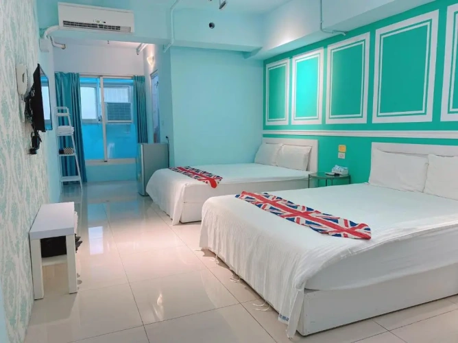 Standard Quadruple room with balcony