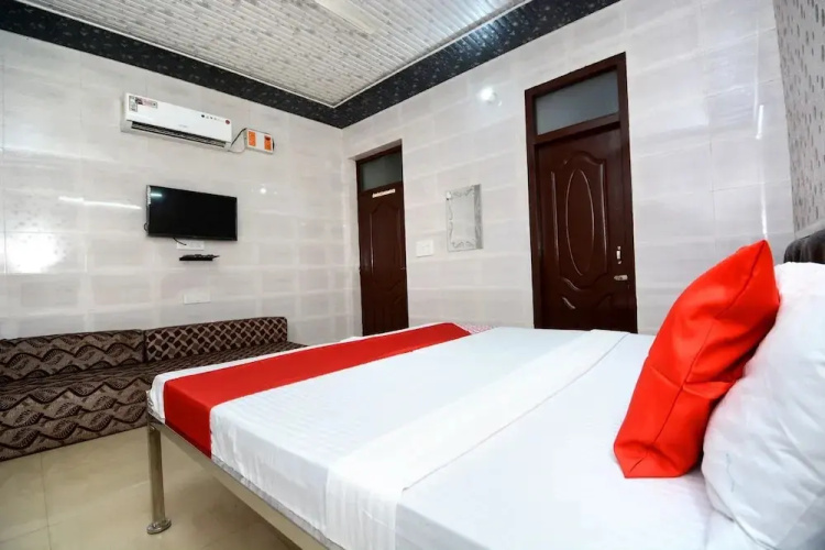 Ms Guest House By OYO Rooms