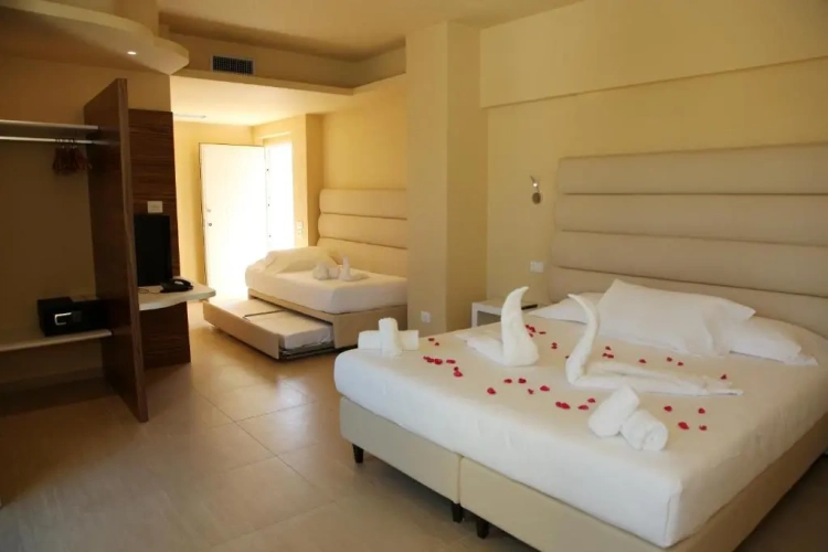 Classic Triple room