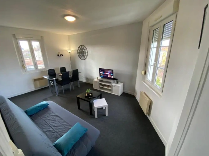 1 Bedroom Apartment