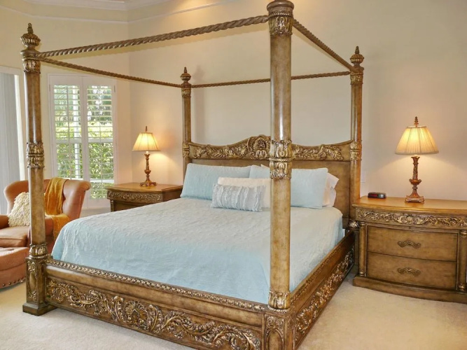 931 Hyacinth Court