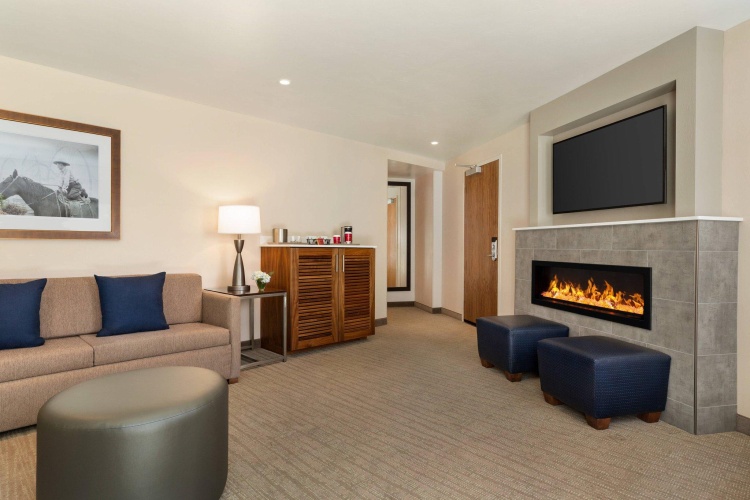 1 Bedroom Double Suite