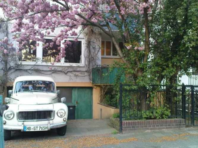 1 Bedroom Apartment with balcony