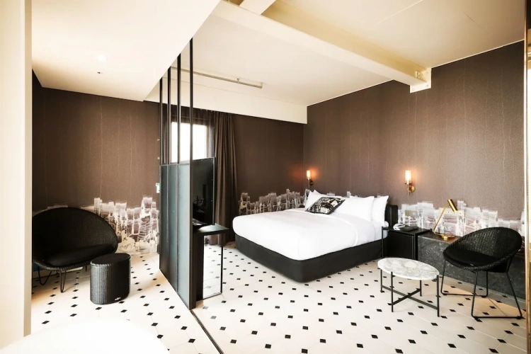 Premium room