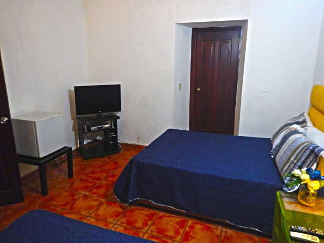 Suite Colonial by Cristi