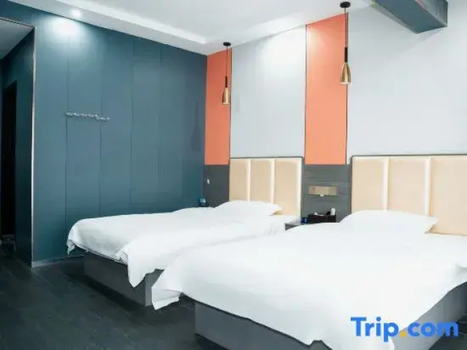 Guochang Yingge Hotel