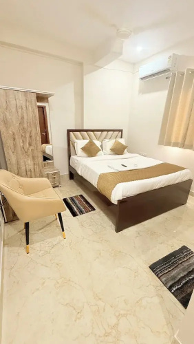 Vaaraahi Hotel