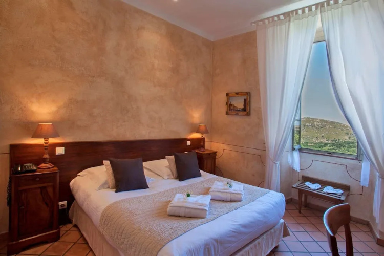 Hotel Mare E Monti