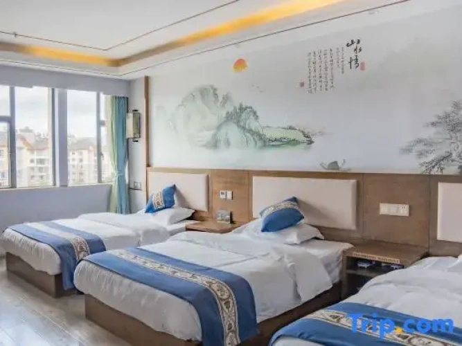 1 Bedroom Luxury Suite