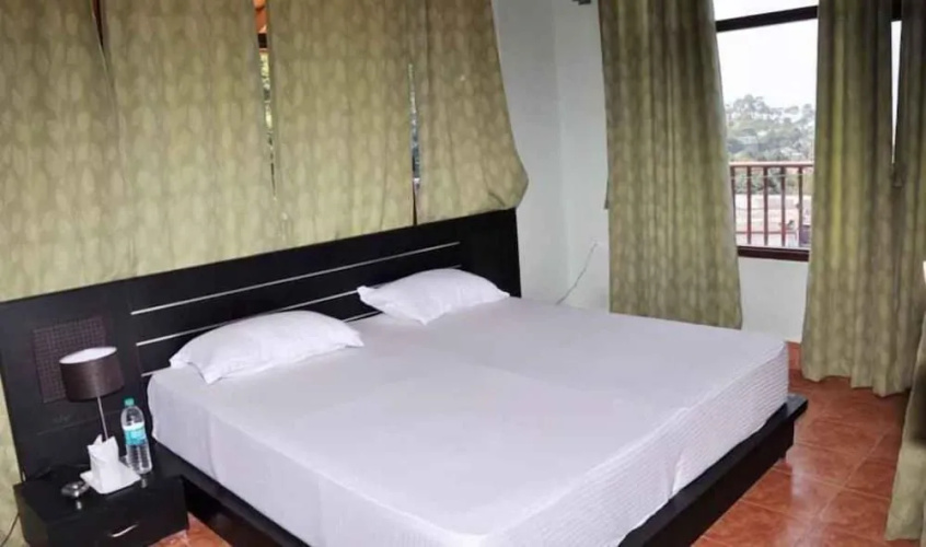Sahaj Hotel
