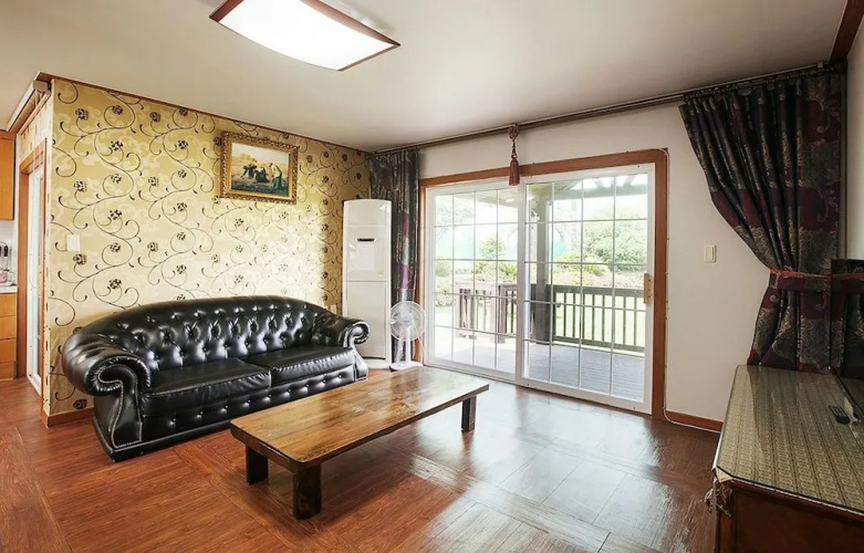 Crown Castle Pension