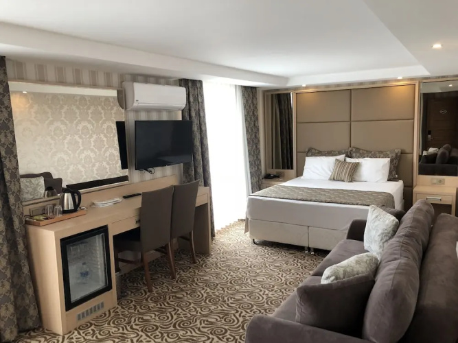 Grand Hotel Aksehir