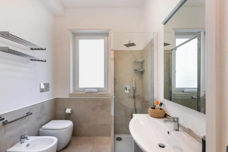 2 Bedrooms Cottage