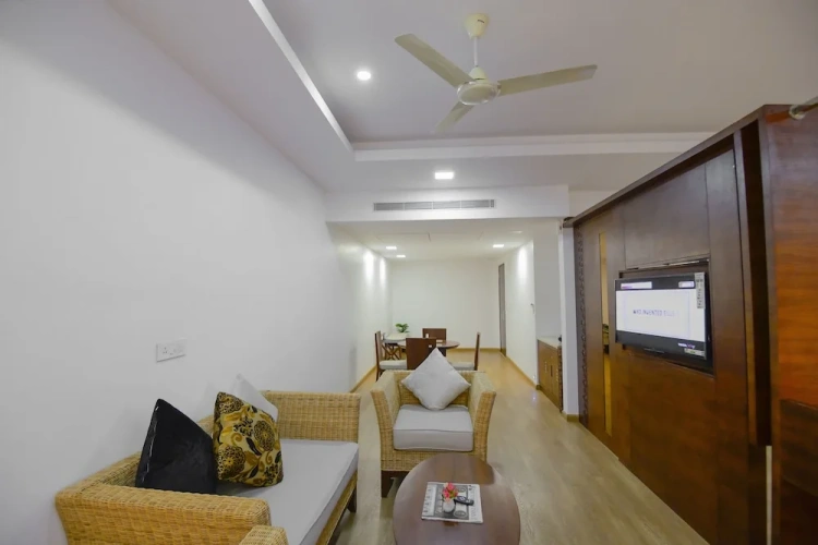 1 Bedroom Luxury Suite