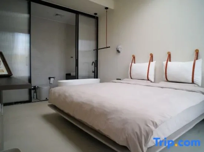 2 Bedrooms Suite