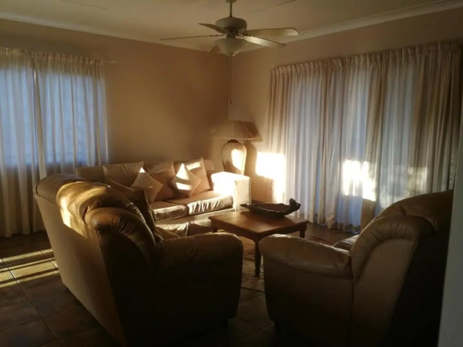 2 Bedrooms Villa