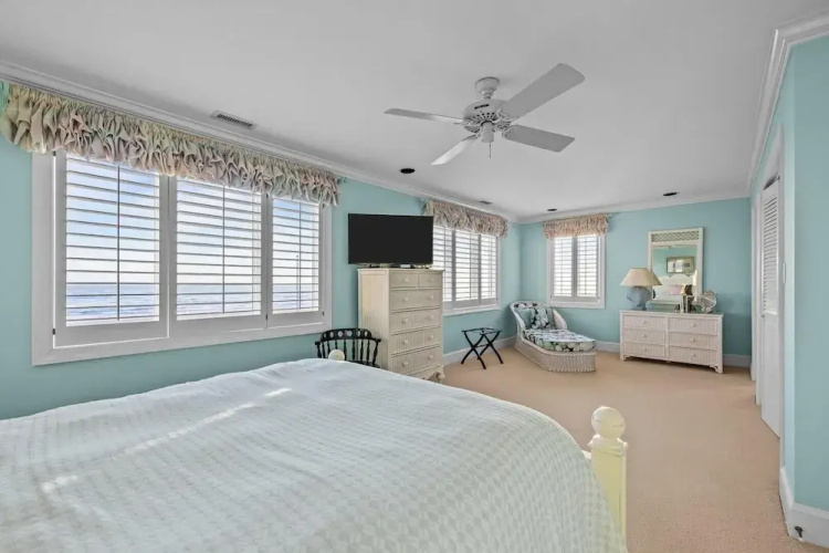 Taylor Cottage 5 Bedroom Home