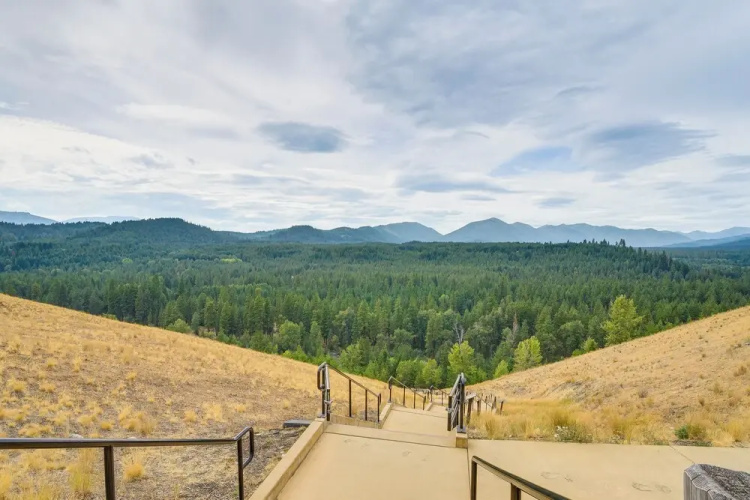 Suncadia Resort Condo Near Trails & River Access!