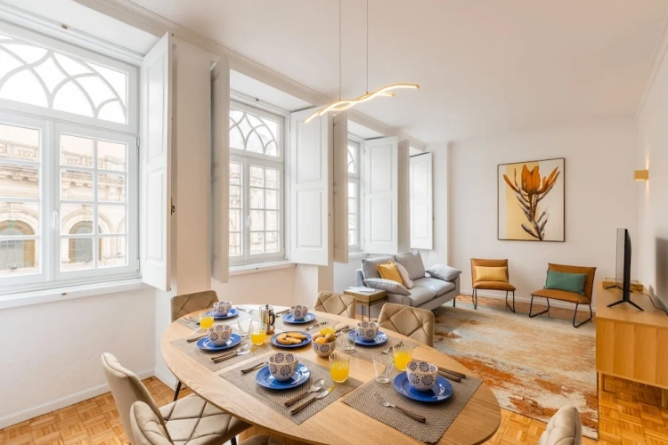 3 Bedrooms Apartment with balcony