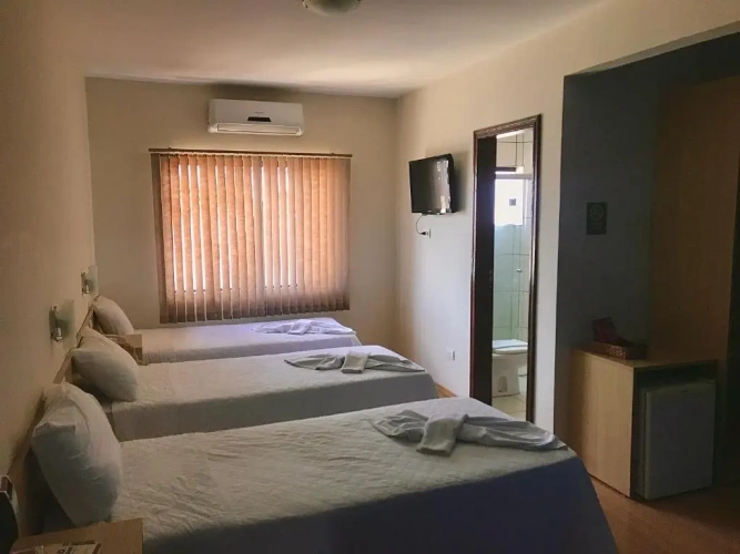 Standard Triple room