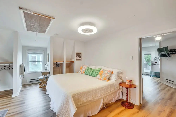 Epic Brunswick Apartment With Deck!
