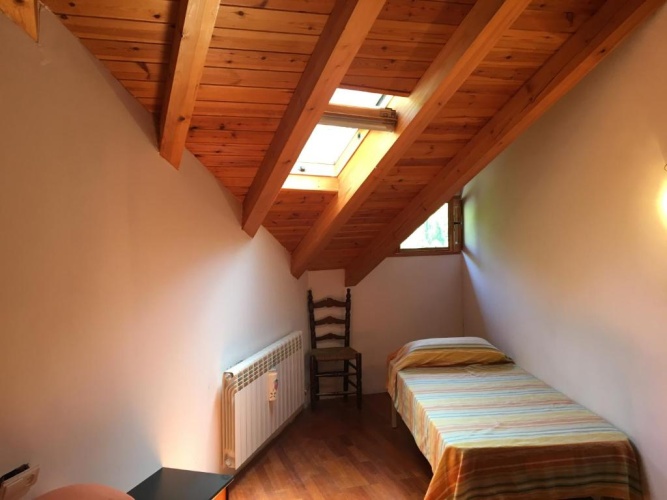 3 Bedrooms Cottage