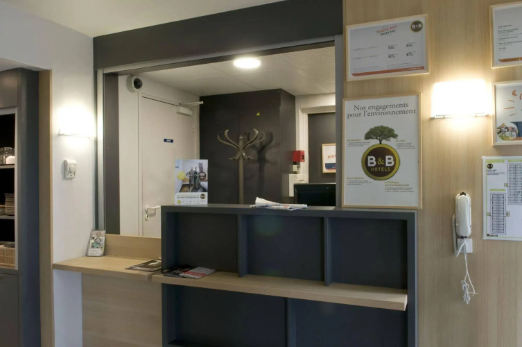 B&B HOTEL Amiens Longueau