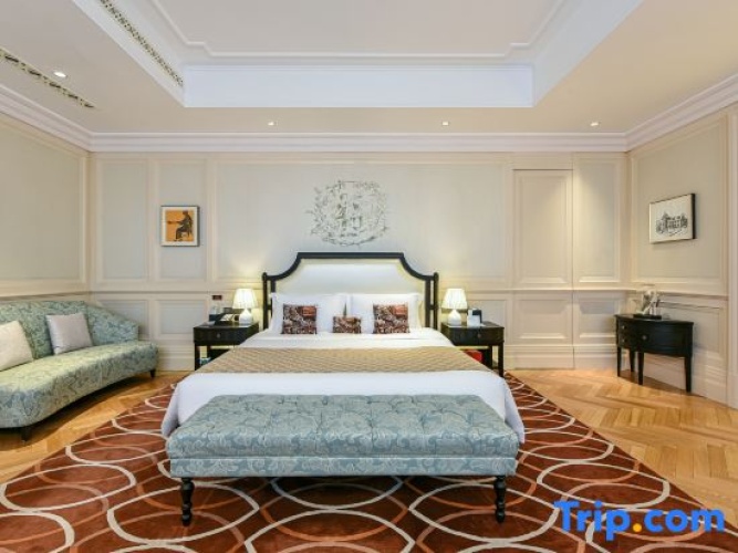 Premier Suite