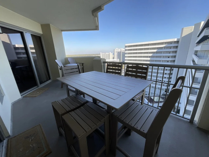 1107 Royale Palms 3 Bedroom Condo