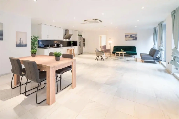 Superior Apartment