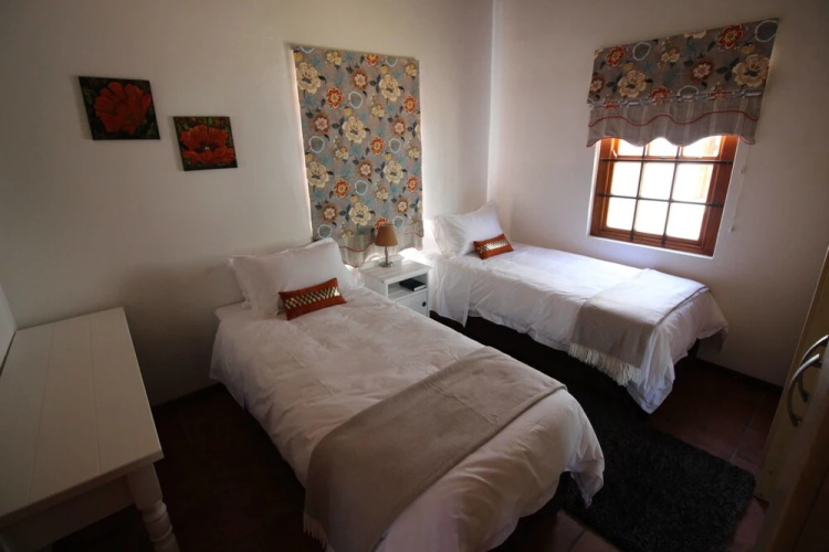 Alibama Cottages