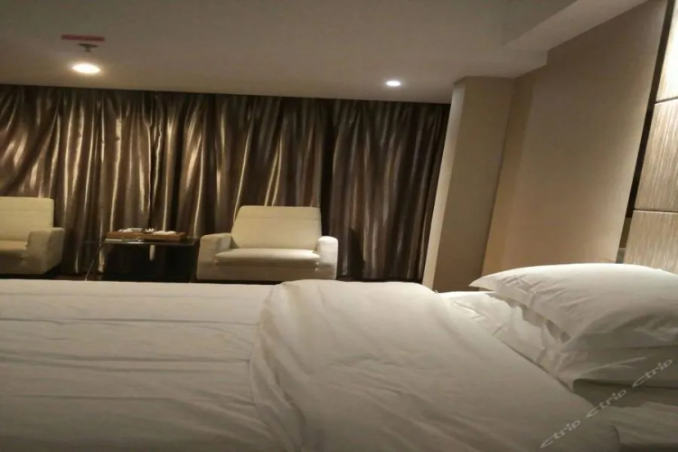 Manhadun Hotel