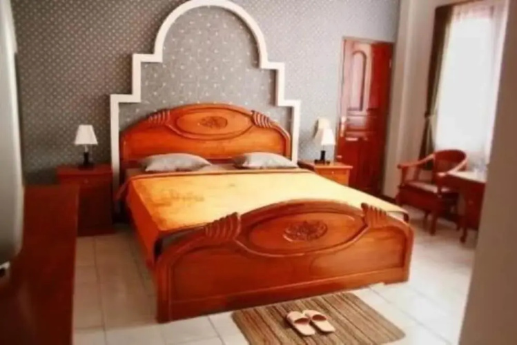 Lingga Hotel