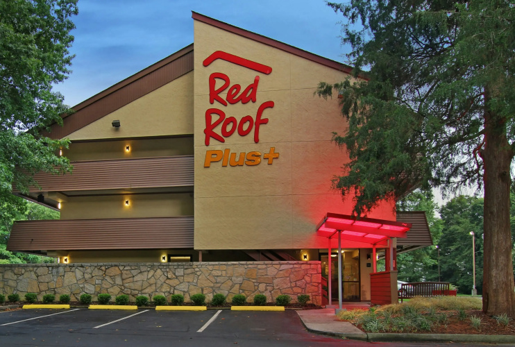 Red Roof Inn Plus+ Atlanta - Buckhead - Atlanta, GA