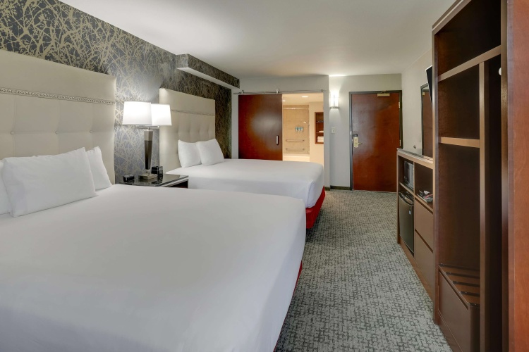 Deluxe Quadruple room