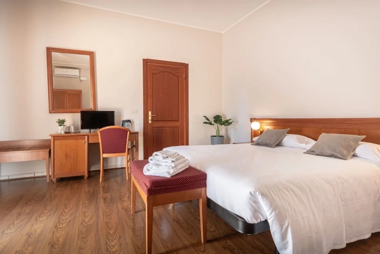 Classic Triple room