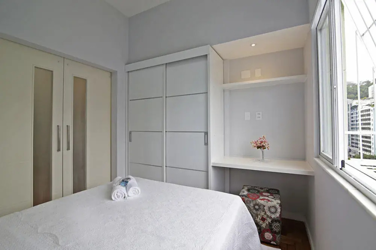 LinkHouse Beautiful High Floor 1-BDR c2-0036