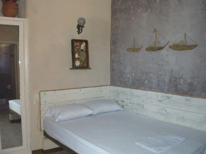 Anthippi Guest House