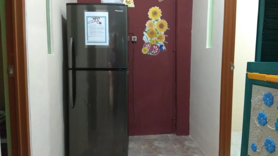 Eiffel Residence Cideng - Female Only