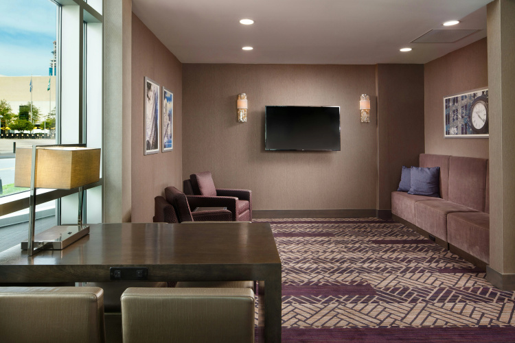 Embassy Suites by Hilton Charlotte Uptown photo 6